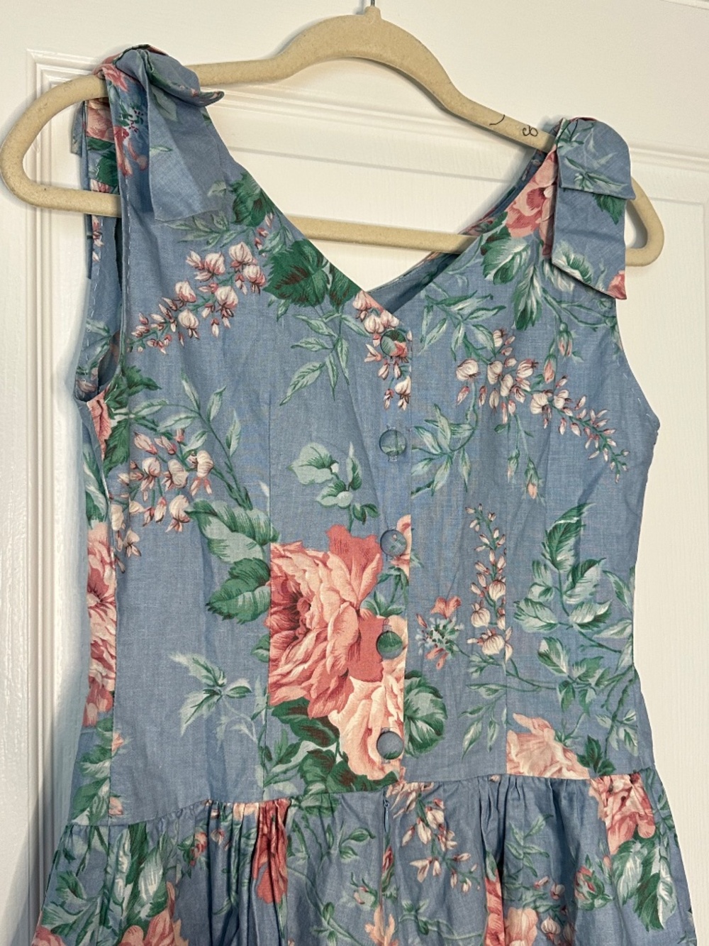 Vintage fit and flare blue floral print dress with basque waist - Picture 3 of 6